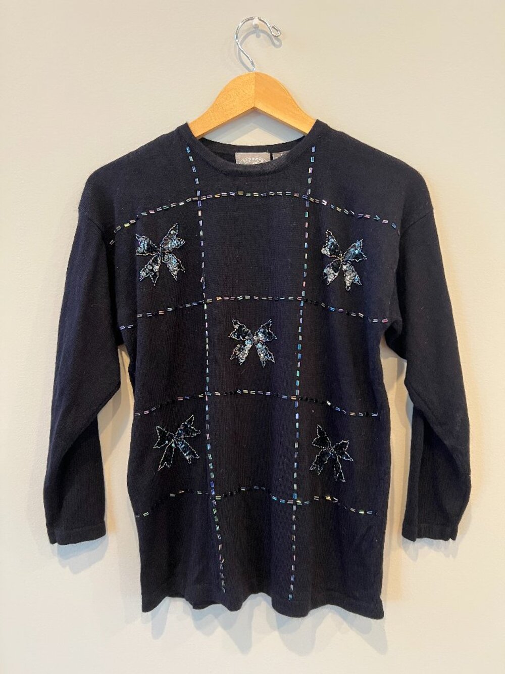 Vintage Designers Originals Beaded Black Sweater with Bow Sequin Detail – Size S